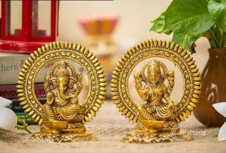 Lord Ganesh Lakshmi Statue with Diya